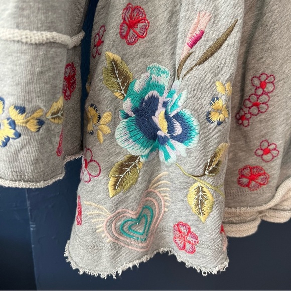 Johnny Was Light Gray Hoodie with Floral Embroidery - Picture 6 of 11